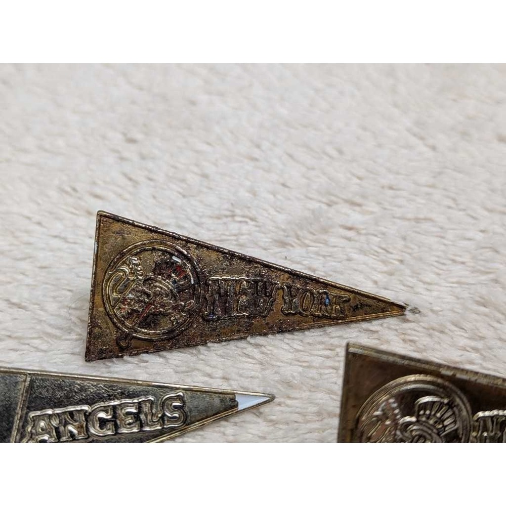 LA Dodgers Angels New York Baseball Pennant Pins Collection - Picture 5 of 7
